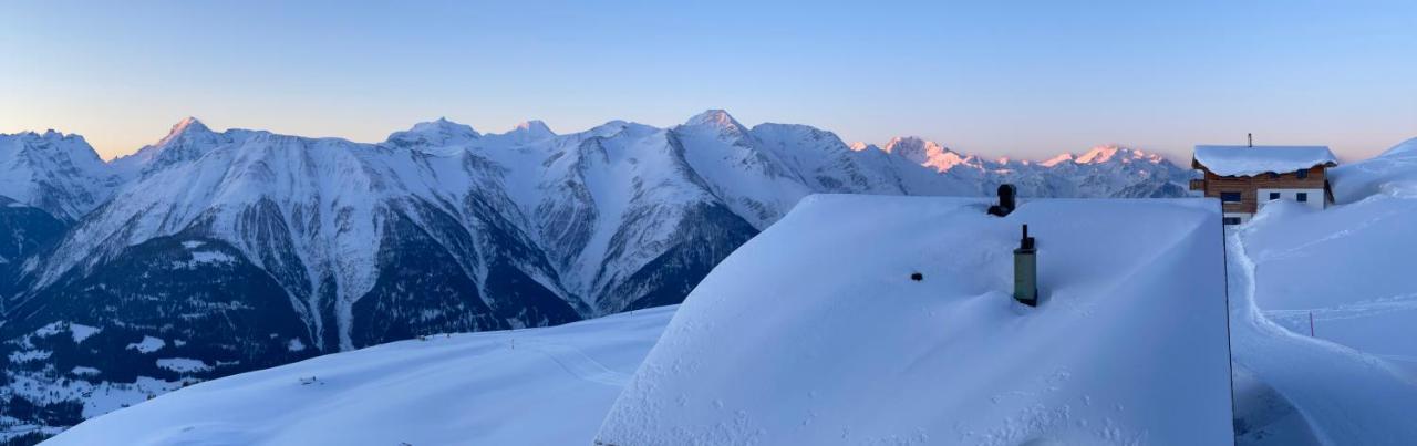 Mischabelblick Apartment Fiesch Bagian luar foto